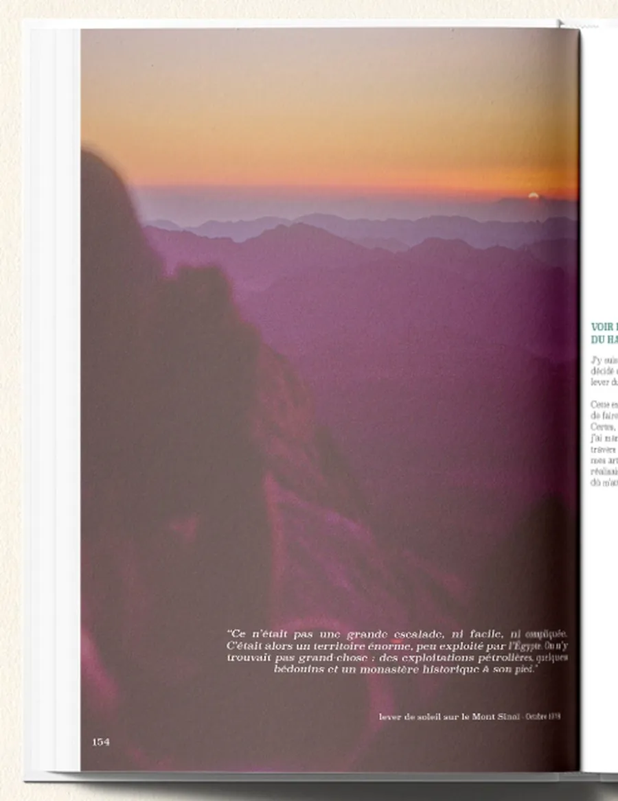 Double page du livre Journaliste d'une époque mouvementée&nbsp;: paysage et citation
